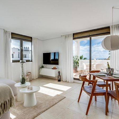 Apartamento Prachtig Penthouse Met Jacuzzi Estepona Exterior foto