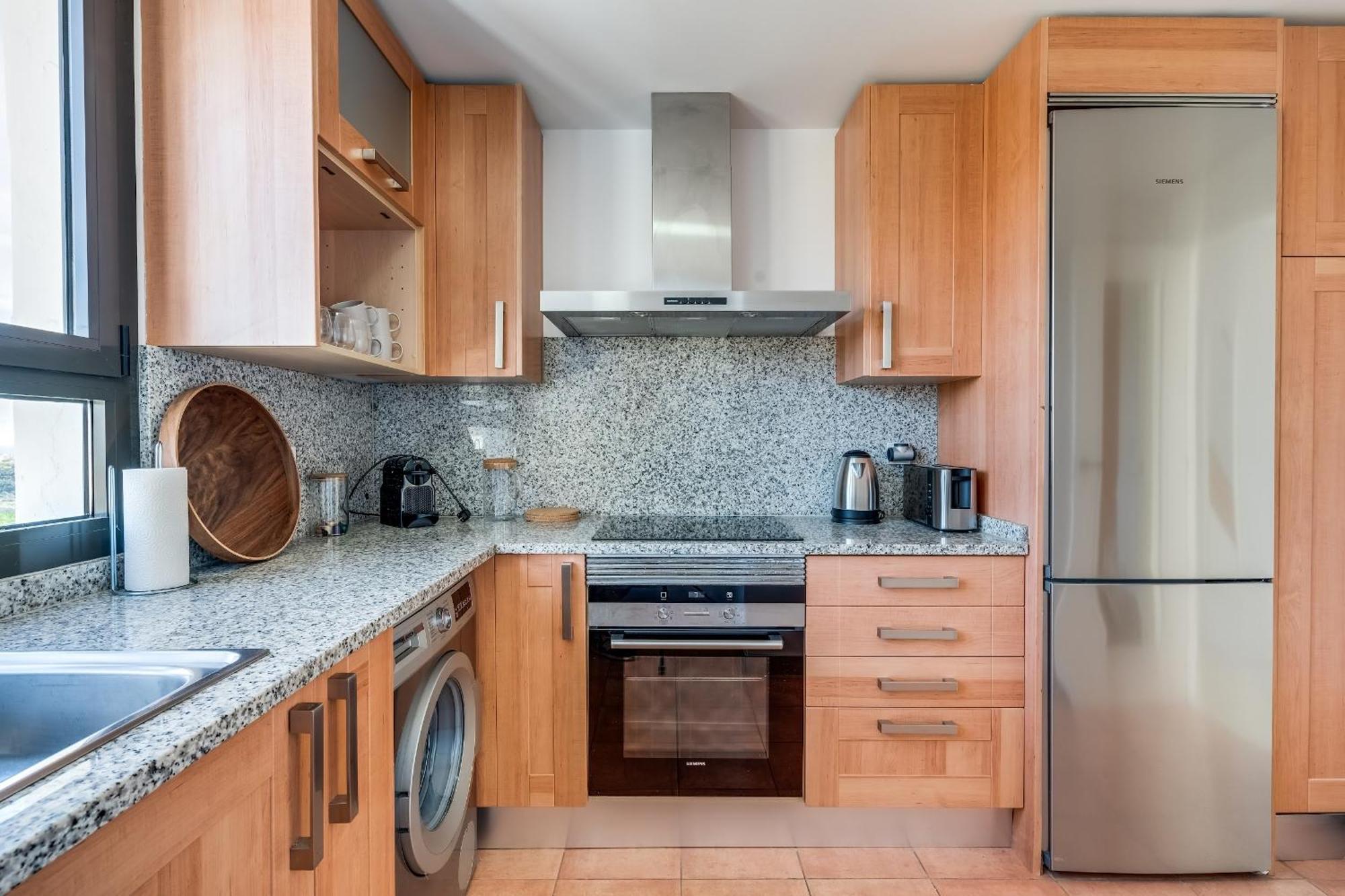 Apartamento Prachtig Penthouse Met Jacuzzi Estepona Exterior foto